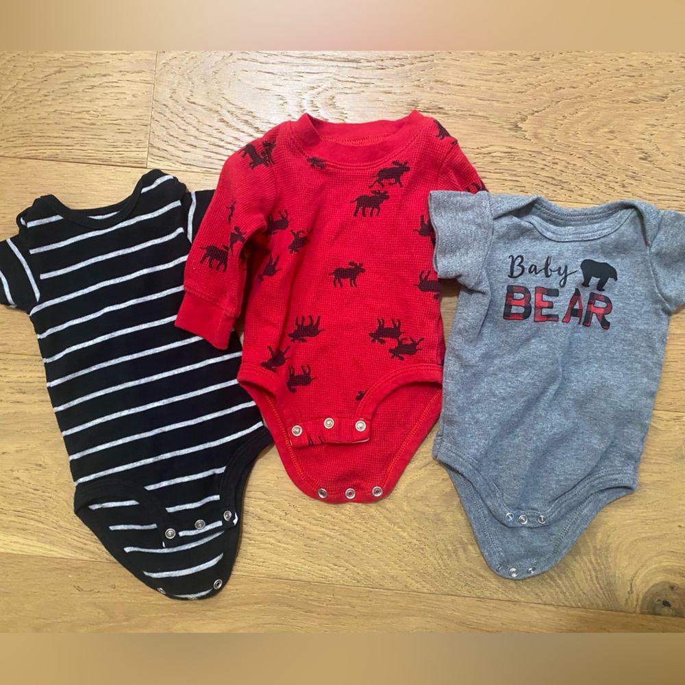 Baby boy 3 piece bundle with red, gray, and black stripe bodysuits 0-3m VGUC